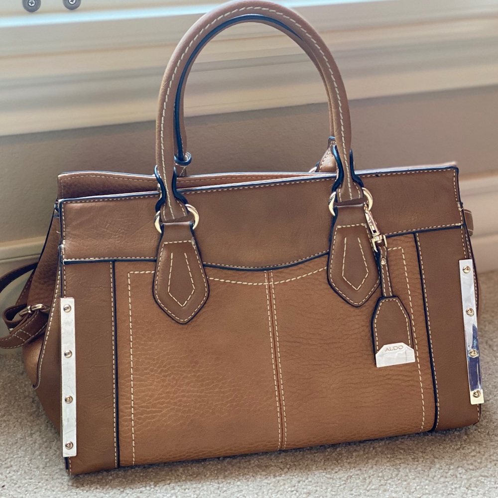 Aldo handbag - beautiful brown with gold details